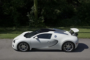 Supercar Prints: 2009 Bugatti Veyron Grand Sport