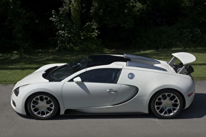 Supercar Prints: 2009 Bugatti Veyron Grand Sport