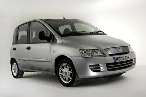 Images Dated 2009 September: 2009 Fiat Multipla