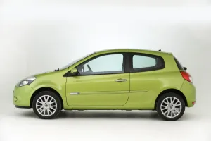 Images Dated 2007: 2009 Renault Clio