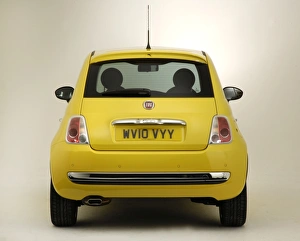 Images Dated 2010 August: 2010 Fiat 500