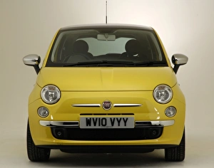 Images Dated 2010 August: 2010 Fiat 500