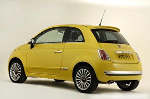 Images Dated 2010 August: 2010 Fiat 500