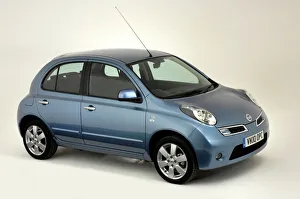 <b class=qtipBold><figcaption>2010 Nissan Micra</figcaption></b> 2010 Nissan Micra