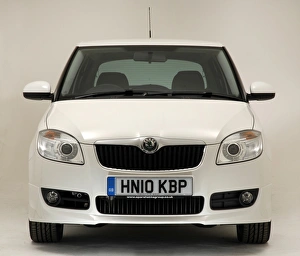 Images Dated 2010 May: 2010 Skoda Fabia