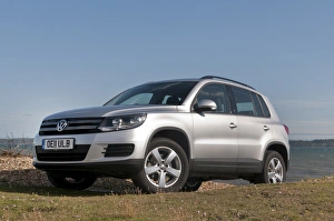 Images Dated 2011 September: 2011 Volkswagen Tiguans 2. 0 Tdi