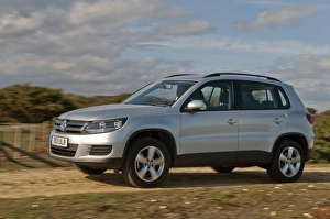 Images Dated 2011 September: 2011 Volkswagen Tiguans 2. 0 Tdi