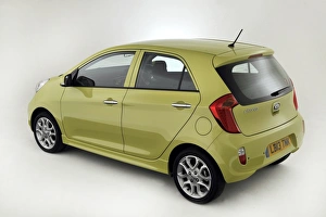 Images Dated 2014 January: 2013 Kia Picanto