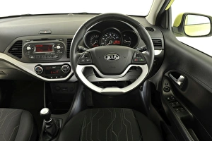 Images Dated 2014 January: 2013 Kia Picanto