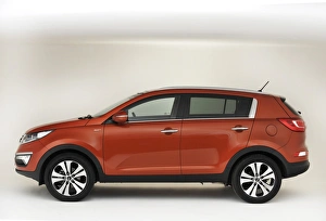 Images Dated 2013 December: 2013 Kia Sportage