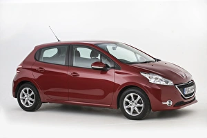 Images Dated 2007: 2013 Peugeot 208