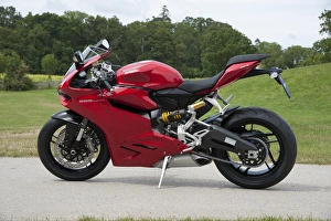 Images Dated 2014 June: 2014 Ducati 899 Panigale