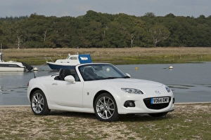 Images Dated 2014 September: 2014 Mazda MX5 Roadster Coupe