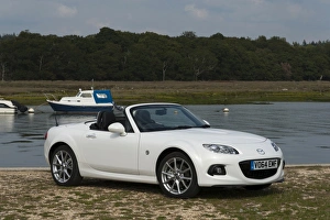 Images Dated 2014 September: 2014 Mazda MX5 Roadster Coupe