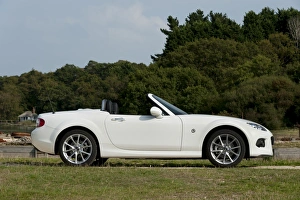 Images Dated 2014 September: 2014 Mazda MX5 Roadster Coupe