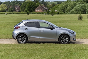 Images Dated 2015: 2015 Mazda 2 Sport Nav