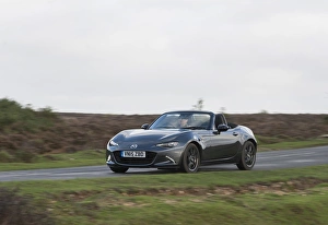 Images Dated 2015: 2015 Mazda MX-5 131ps Sport Nav