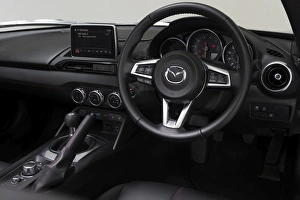 2015 Mazda MX-5 131ps Sport Nav dashboard 2015 Mazda MX-5 131ps Sport Nav dashboard