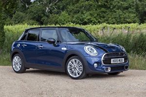 Images Dated 2015: 2015 Mini Cooper S
