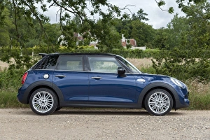Images Dated 2015: 2015 Mini Cooper S