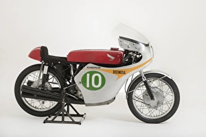 2016-P197 Honda RC162