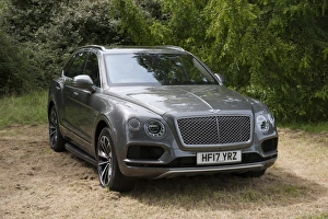 Supercar Prints: 2017 Bentley Bentayga