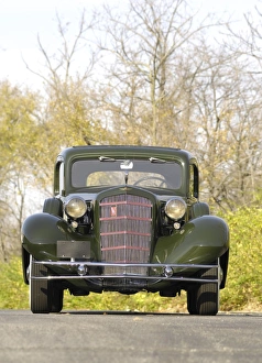 American Car Prints: Cadillac V8 355d