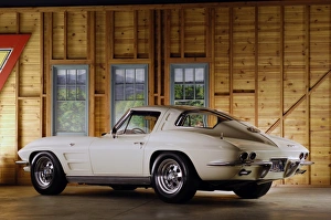 Images Dated 8th January 2008: Chevrolet Corvette