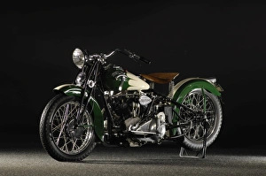 Images Dated 11th January 2008: Crocker big tank V twin 1937