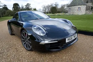 Images Dated 2012 April: E01167 Porsche 911 Carreras 2011