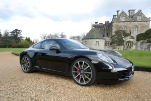 Images Dated 2012 April: E01167 Porsche 911 Carreras 2011