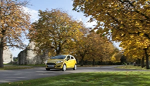 Images Dated 2013: E01513 2013 model Ford Fiesta Econetic