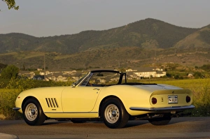 Ferrari Nart Spyder