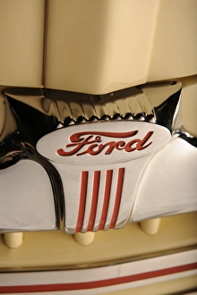 Images Dated 3rd June 2008: Ford woodie station