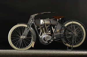 Vintage Motorbike Prints: Harley Davidson