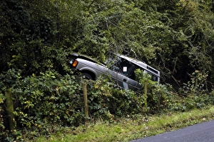 Images Dated 2005 October: Land Rover Discorery
