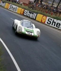 Porsche Prints: Le Mans 1967. Porsche type 907-6. Siffert & Herrman