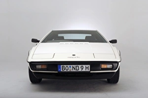 Images Dated 2008 November: Lotus Esprit 1977