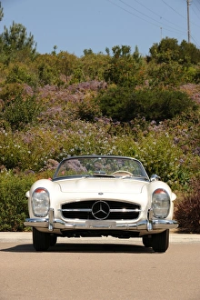 Images Dated 2008 May: Mercedes Benz 300