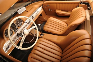 Images Dated 2008 May: Mercedes Benz 300