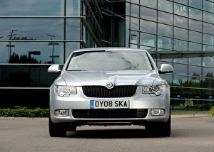 Images Dated 13th June 2008: Skoda SUPERB 2008