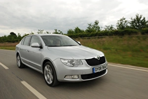Images Dated 13th June 2008: Skoda SUPERB 2008