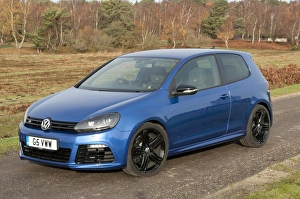 Images Dated 23rd November 2011: Volkswagen Golf R 2. 0l TSI 2011